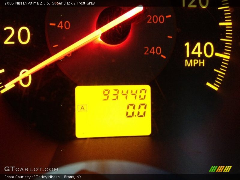 Super Black / Frost Gray 2005 Nissan Altima 2.5 S