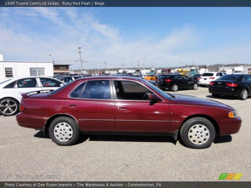 Ruby Red Pearl / Beige 1996 Toyota Camry LE Sedan