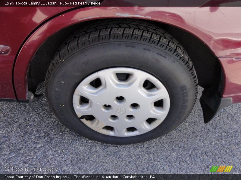Ruby Red Pearl / Beige 1996 Toyota Camry LE Sedan