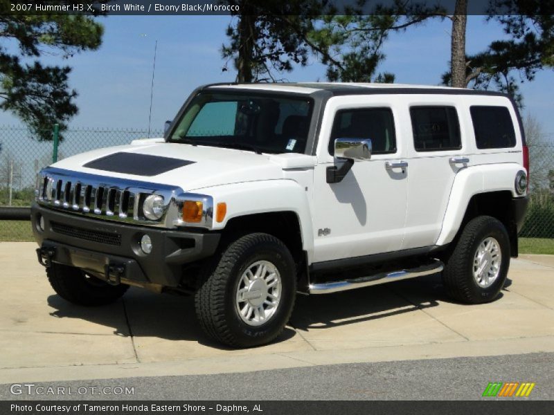 Front 3/4 View of 2007 H3 X