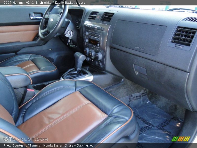 Dashboard of 2007 H3 X