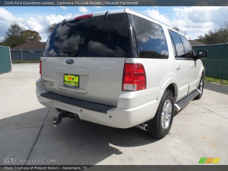 Cashmere Tri-Coat Metallic / Medium Parchment 2006 Ford Expedition Limited