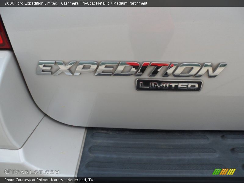 Cashmere Tri-Coat Metallic / Medium Parchment 2006 Ford Expedition Limited