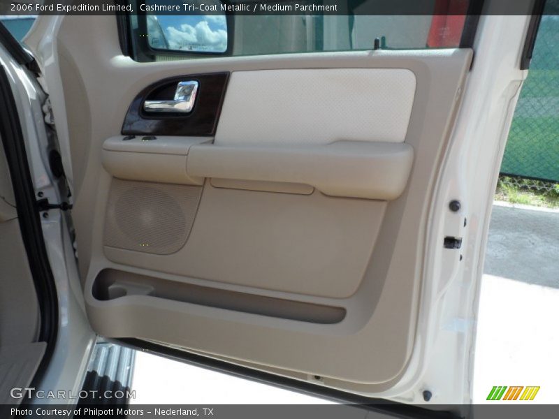 Cashmere Tri-Coat Metallic / Medium Parchment 2006 Ford Expedition Limited