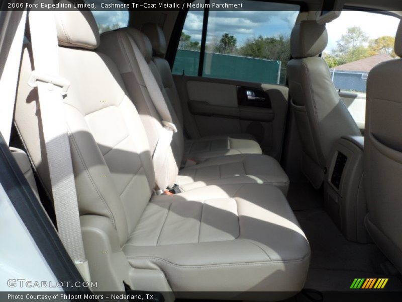 Cashmere Tri-Coat Metallic / Medium Parchment 2006 Ford Expedition Limited
