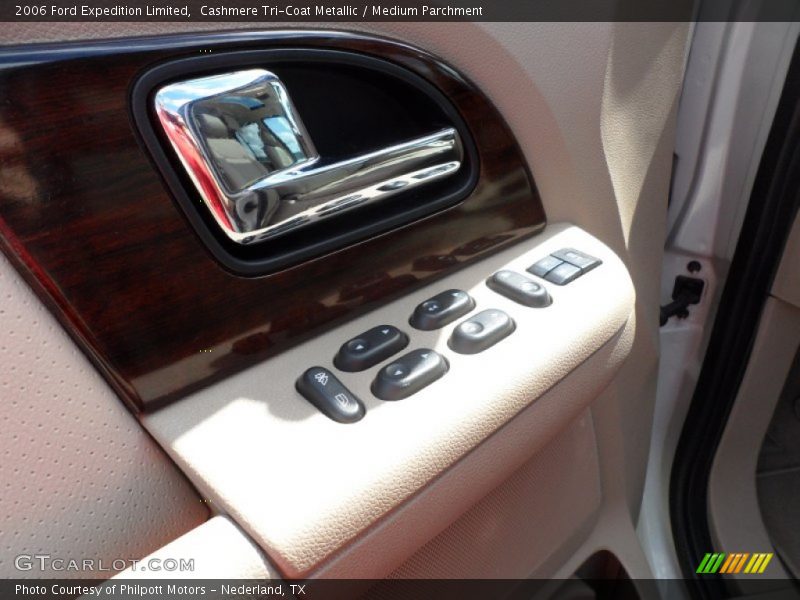 Cashmere Tri-Coat Metallic / Medium Parchment 2006 Ford Expedition Limited