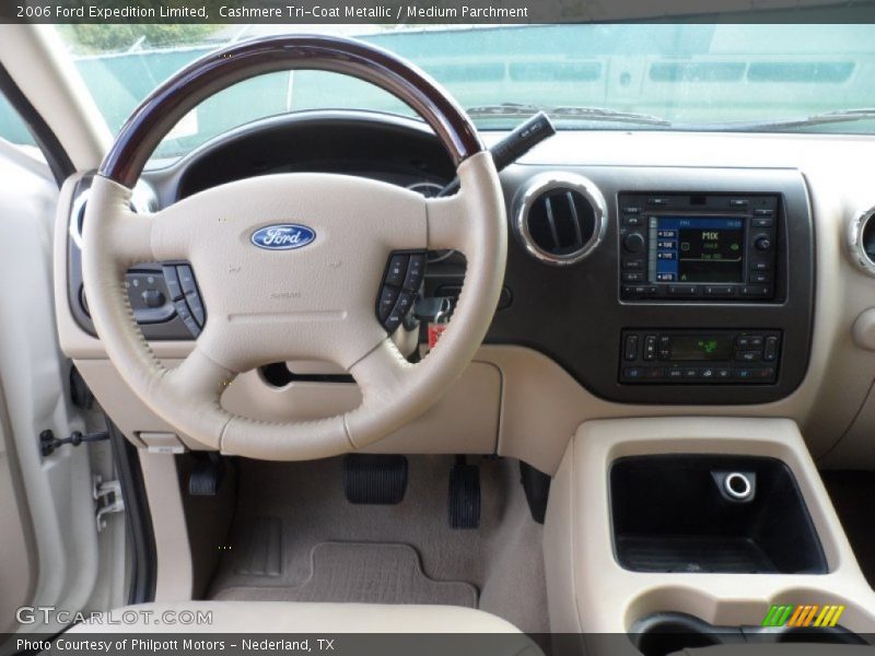Cashmere Tri-Coat Metallic / Medium Parchment 2006 Ford Expedition Limited
