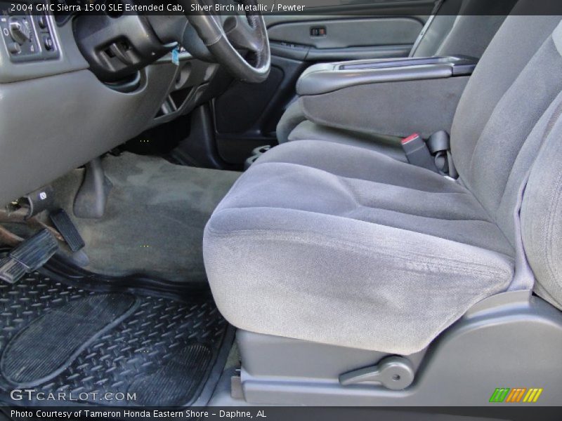 Front Seat of 2004 Sierra 1500 SLE Extended Cab