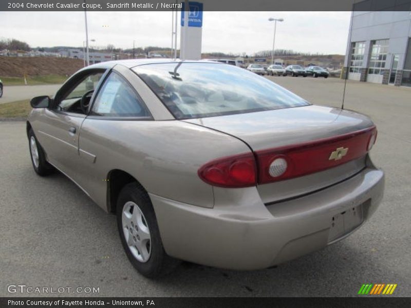 Sandrift Metallic / Neutral 2004 Chevrolet Cavalier Coupe