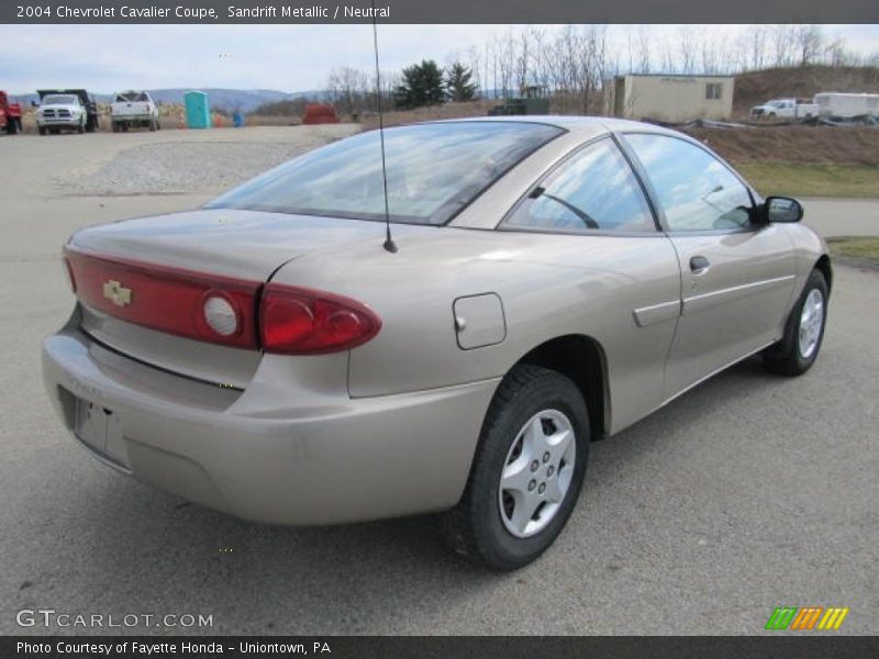 Sandrift Metallic / Neutral 2004 Chevrolet Cavalier Coupe