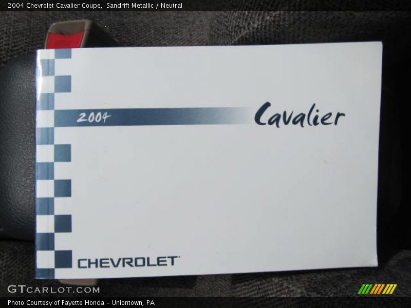 Sandrift Metallic / Neutral 2004 Chevrolet Cavalier Coupe