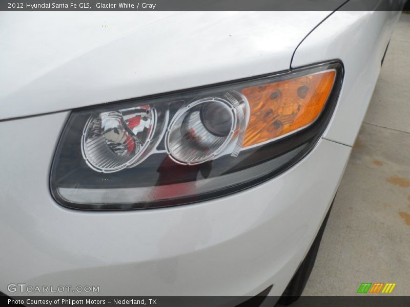 Glacier White / Gray 2012 Hyundai Santa Fe GLS