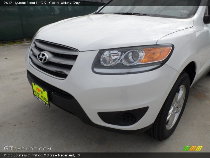 Glacier White / Gray 2012 Hyundai Santa Fe GLS