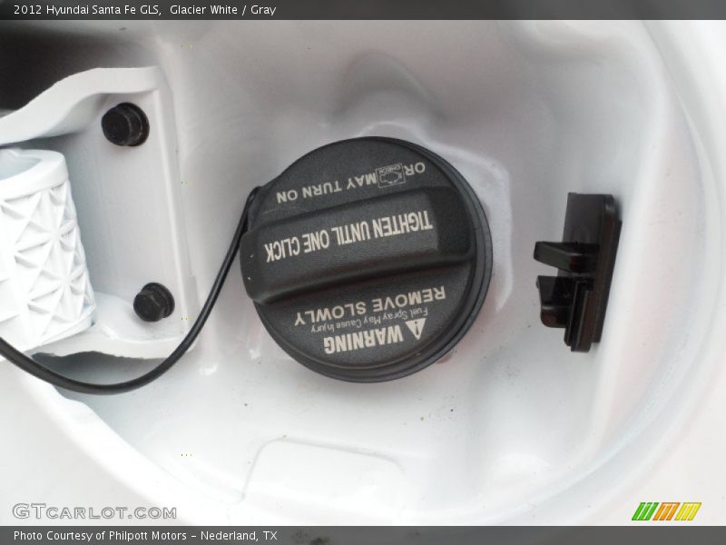 Glacier White / Gray 2012 Hyundai Santa Fe GLS
