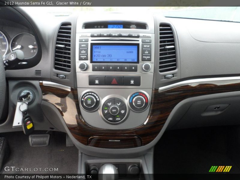 Glacier White / Gray 2012 Hyundai Santa Fe GLS