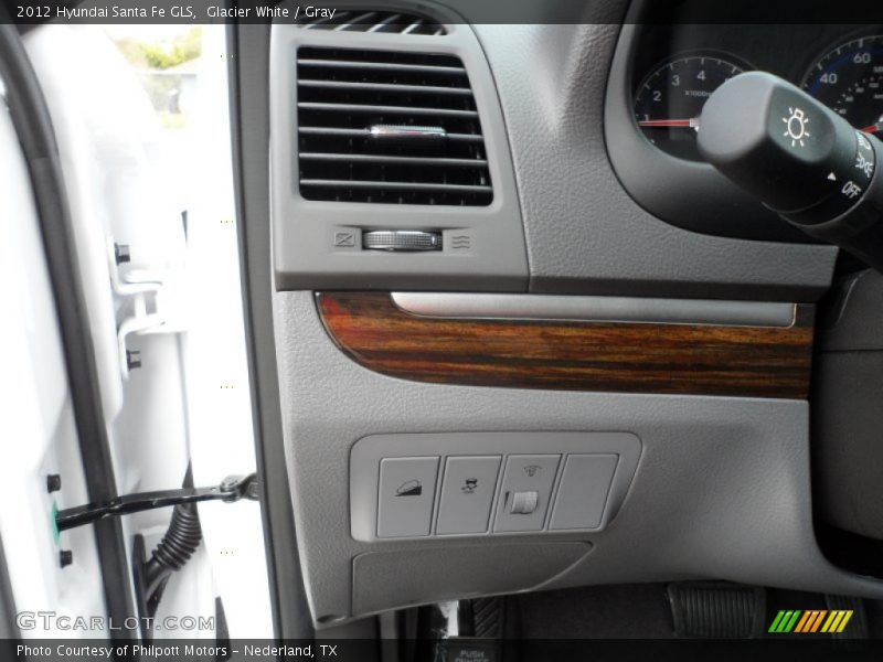 Glacier White / Gray 2012 Hyundai Santa Fe GLS
