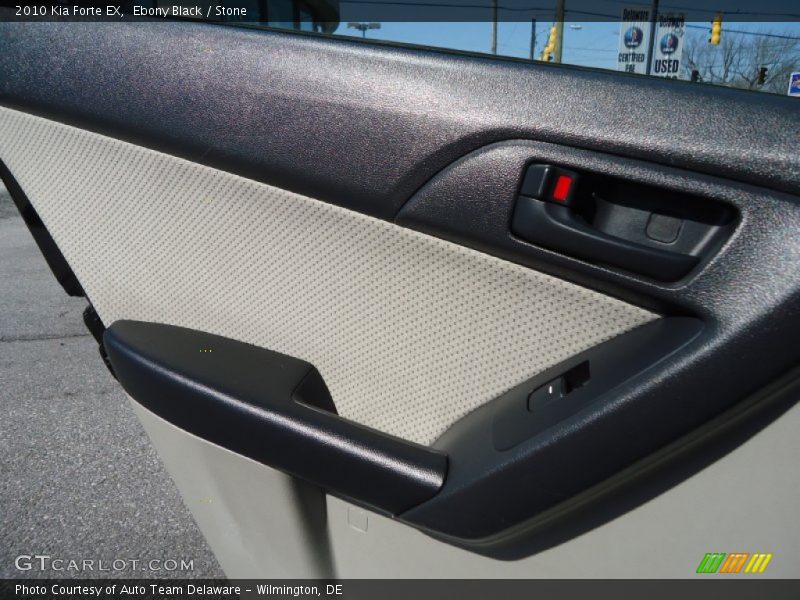 Ebony Black / Stone 2010 Kia Forte EX