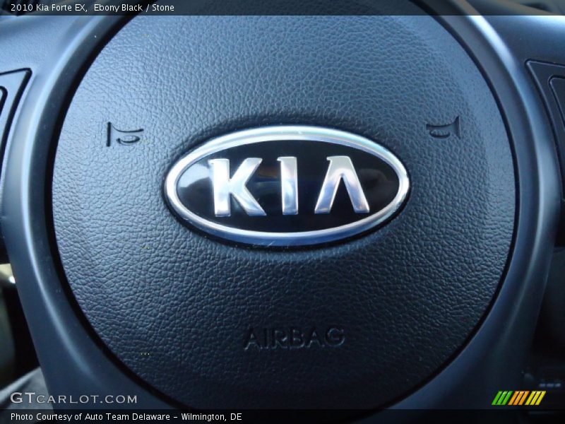 Ebony Black / Stone 2010 Kia Forte EX