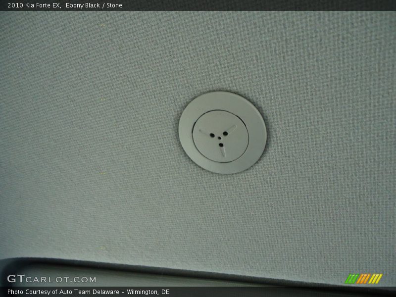 Ebony Black / Stone 2010 Kia Forte EX