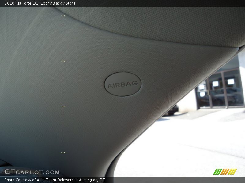 Ebony Black / Stone 2010 Kia Forte EX