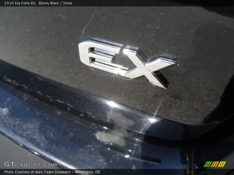 Ebony Black / Stone 2010 Kia Forte EX