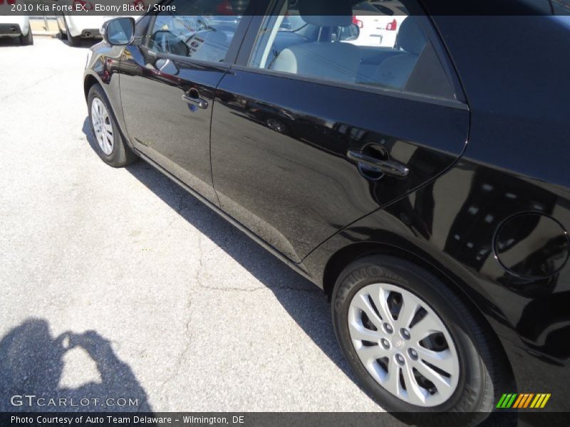 Ebony Black / Stone 2010 Kia Forte EX