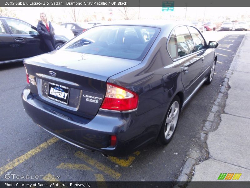 Diamond Gray Metallic / Off Black 2009 Subaru Legacy 2.5i Sedan