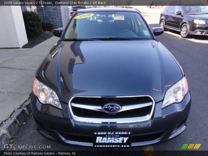 Diamond Gray Metallic / Off Black 2009 Subaru Legacy 2.5i Sedan
