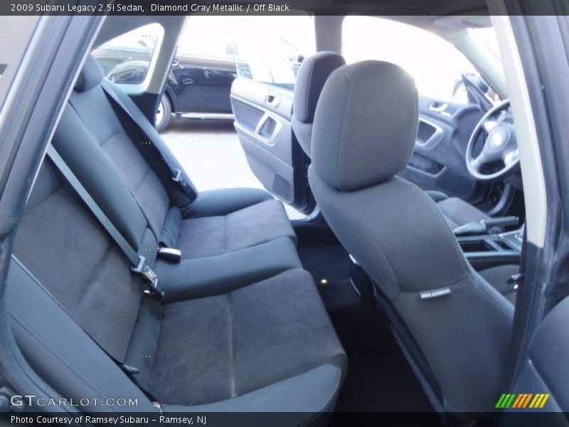 Diamond Gray Metallic / Off Black 2009 Subaru Legacy 2.5i Sedan
