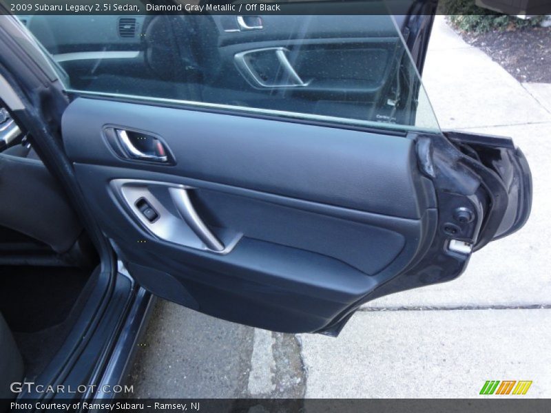 Diamond Gray Metallic / Off Black 2009 Subaru Legacy 2.5i Sedan