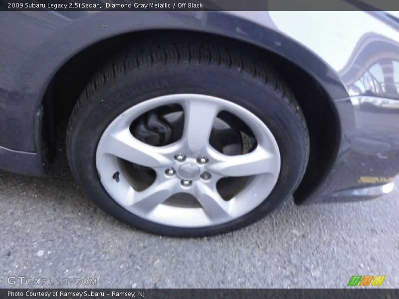 Diamond Gray Metallic / Off Black 2009 Subaru Legacy 2.5i Sedan