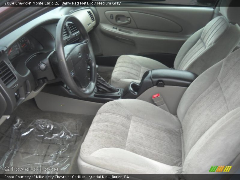 Berry Red Metallic / Medium Gray 2004 Chevrolet Monte Carlo LS