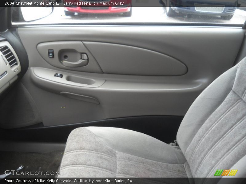 Berry Red Metallic / Medium Gray 2004 Chevrolet Monte Carlo LS