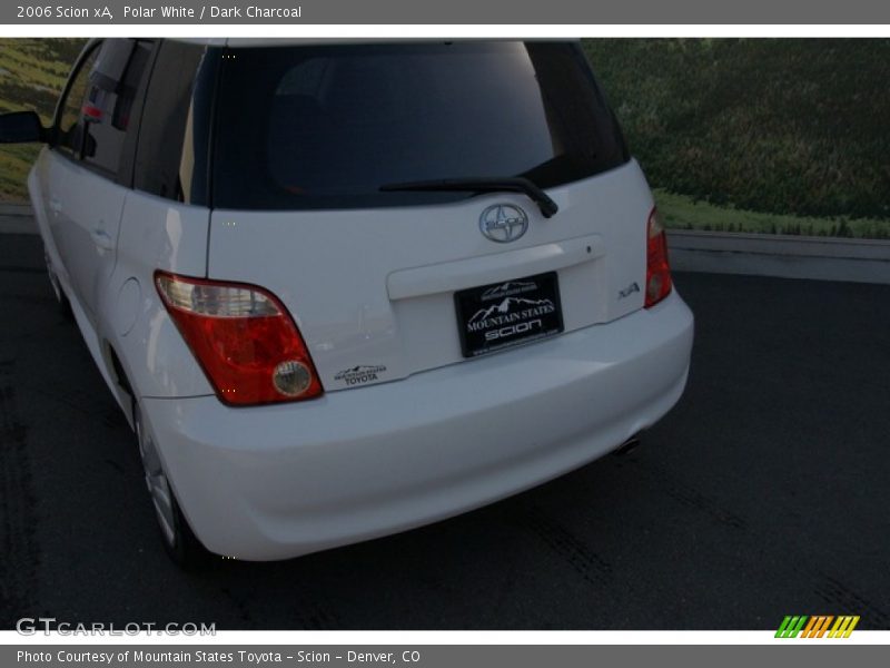 Polar White / Dark Charcoal 2006 Scion xA