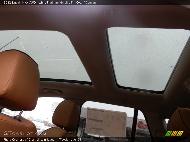 White Platinum Metallic Tri-Coat / Canyon 2012 Lincoln MKX AWD