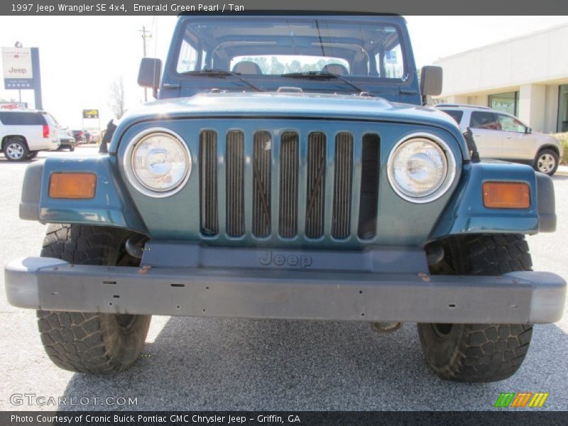 Emerald Green Pearl / Tan 1997 Jeep Wrangler SE 4x4