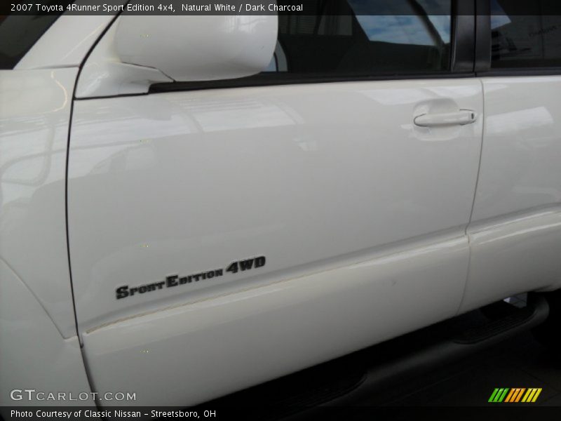 Natural White / Dark Charcoal 2007 Toyota 4Runner Sport Edition 4x4