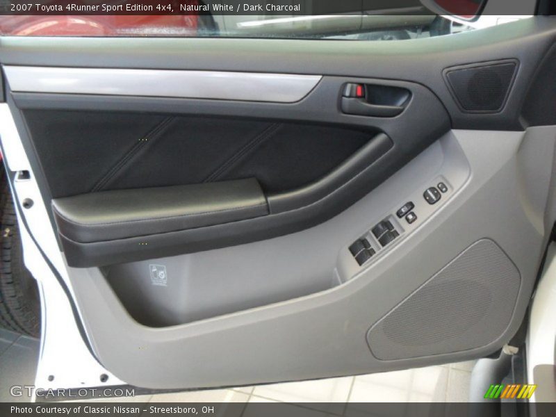 Natural White / Dark Charcoal 2007 Toyota 4Runner Sport Edition 4x4