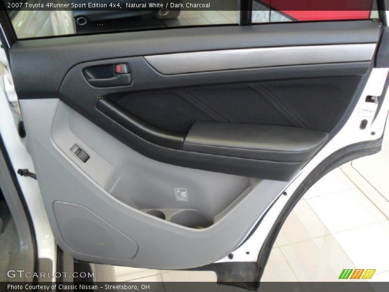 Natural White / Dark Charcoal 2007 Toyota 4Runner Sport Edition 4x4