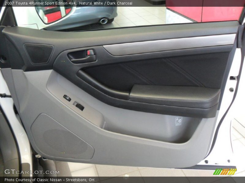 Natural White / Dark Charcoal 2007 Toyota 4Runner Sport Edition 4x4