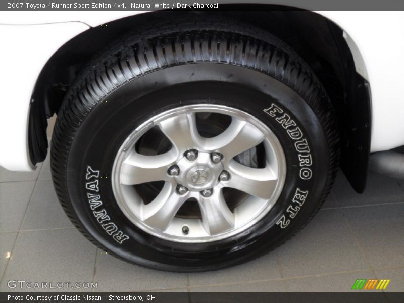 Natural White / Dark Charcoal 2007 Toyota 4Runner Sport Edition 4x4