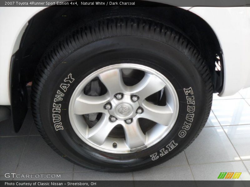 Natural White / Dark Charcoal 2007 Toyota 4Runner Sport Edition 4x4