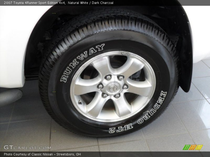 Natural White / Dark Charcoal 2007 Toyota 4Runner Sport Edition 4x4