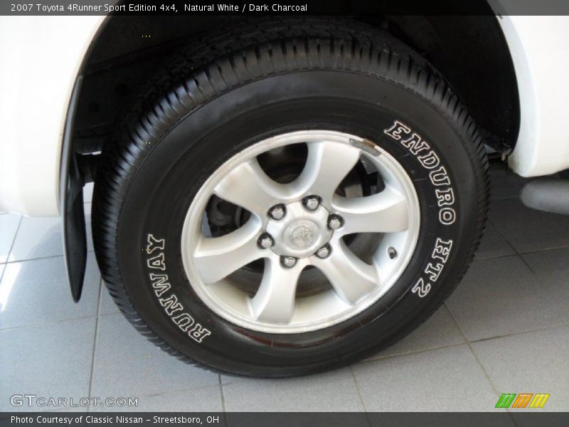 Natural White / Dark Charcoal 2007 Toyota 4Runner Sport Edition 4x4