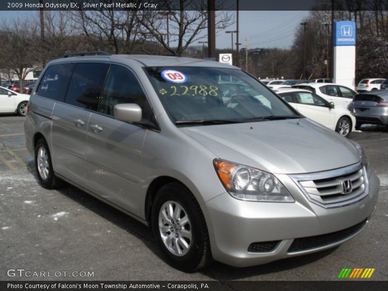 Silver Pearl Metallic / Gray 2009 Honda Odyssey EX