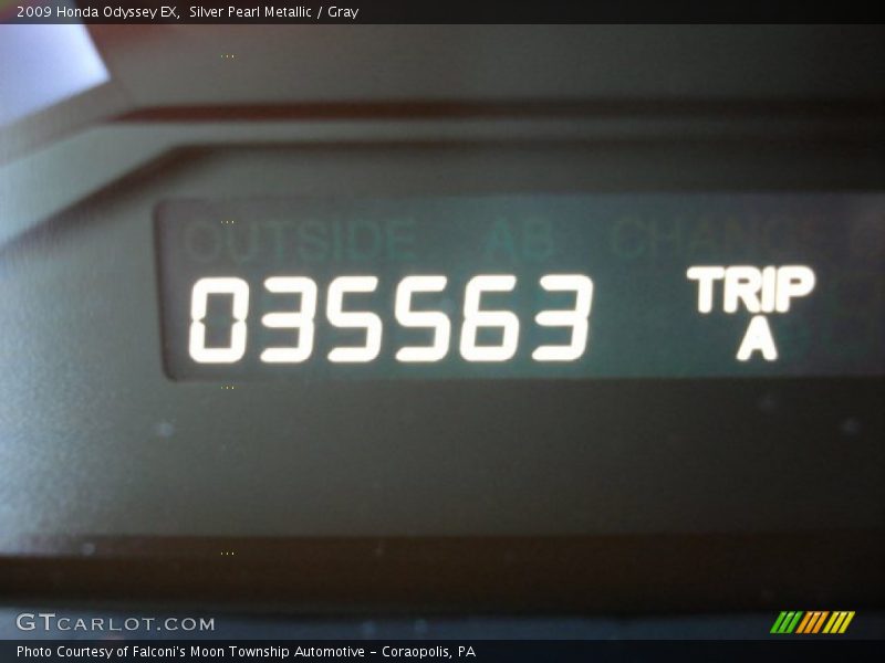 Silver Pearl Metallic / Gray 2009 Honda Odyssey EX