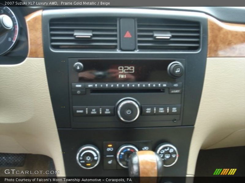 Prairie Gold Metallic / Beige 2007 Suzuki XL7 Luxury AWD