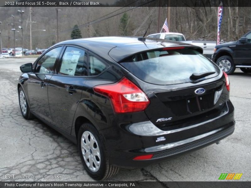 Black / Charcoal Black 2012 Ford Focus SE 5-Door