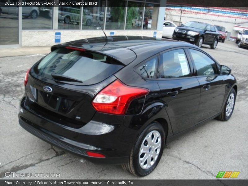 Black / Charcoal Black 2012 Ford Focus SE 5-Door