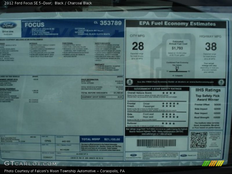Black / Charcoal Black 2012 Ford Focus SE 5-Door